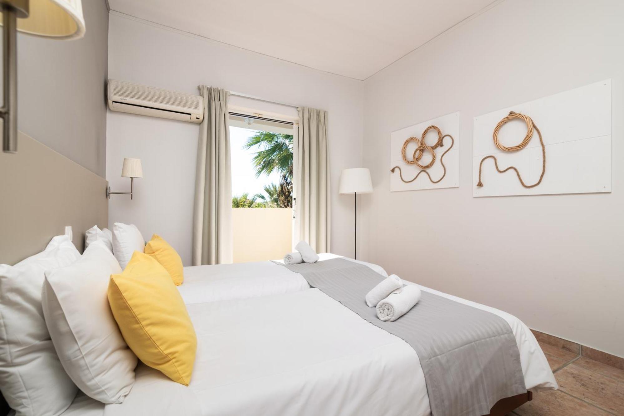 Cavo D'Oro All Inclusive Resort Kalamákion Esterno foto